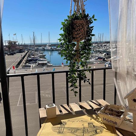 Borgo Damare Nettuno Vista Mare Apartment Luaran gambar