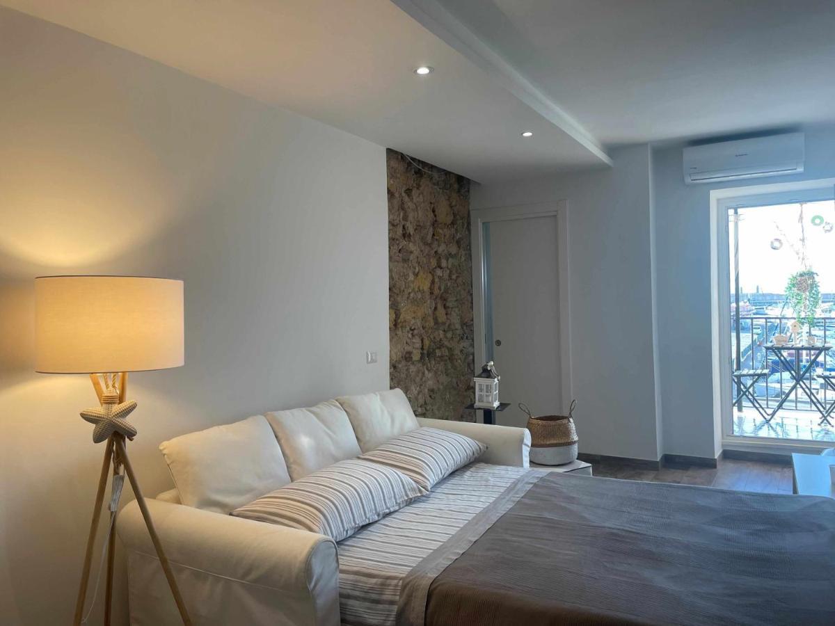 Borgo Damare Nettuno Vista Mare Apartment Luaran gambar
