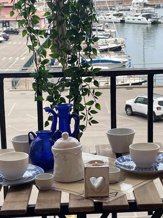 Borgo Damare Nettuno Vista Mare Apartment Luaran gambar